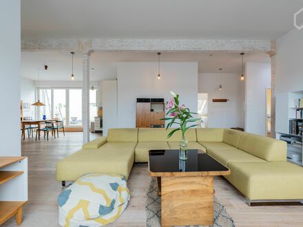 Exquisites Dachgeschoss-Apartment in Kreuzberg: Stilvolles Wohnen in Bestlage