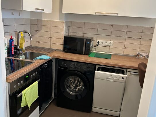 Renovated & furnished 1-room apartment in a central location of Erkrath – ideally connected