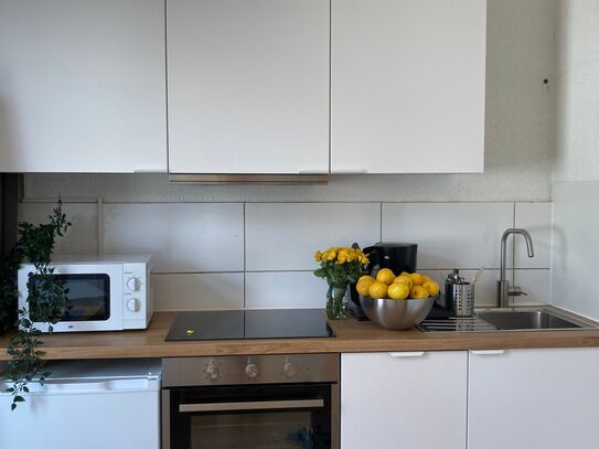 Efficient beautiful apartment, 8min bus central station (Wuppertal)