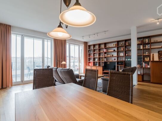 Amazing terrace flat in Prenzlauer Berg with underground parking and great open view