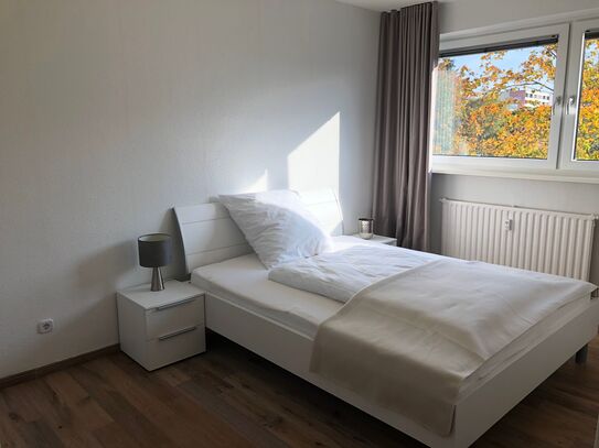 Stylish home in Spandau. Balcony, elevator & parking space available