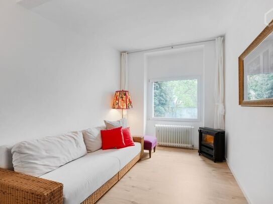 Quiet and central 2-bedroom flat near trade fair in Cologne, Koln - Amsterdam Apartments for Rent