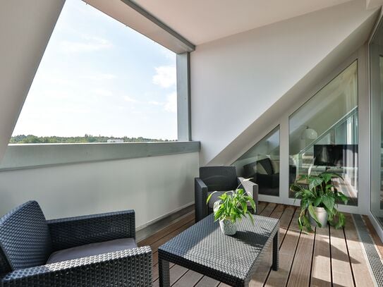 Modern, bright luxury apartment with exclusive furniture in Charlottenburg with terrace