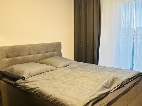 Newly Renovated & Modern: Fully Furnished 3-Bedroom Apartment near Düsseldorf