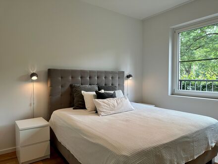 IM SCHÖNEN VILLENVIERTEL DAHLEMS | SET IN THE BEAUTIFUL VILLA QUARTER OF DAHLEM