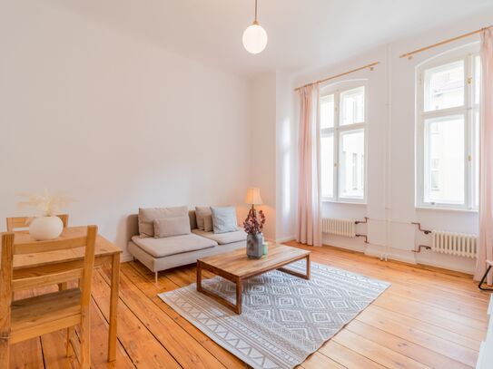 Bright One Bedroom Apartment in the Heart of Berlin Friedrichshain