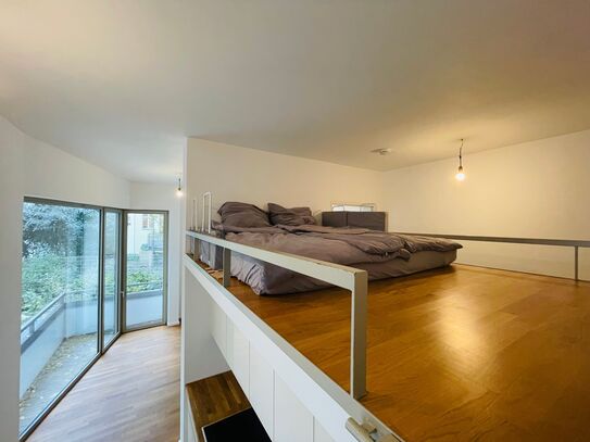 Quiet, bright & modern studio Apartment in Berlin Mitte