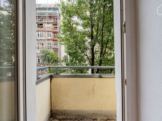 Charmante 1-Zimmer-Wohnung mit Balkon im Herzen von Friedrichshain