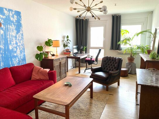 Schöne helle 5-Zimmer Wohnung im trendigen Prenzlauer Berg