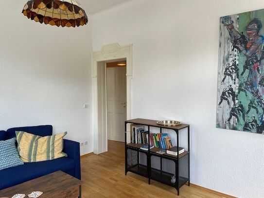 Newly renovated, fashionable, cozy and sunny - close to center /main train station