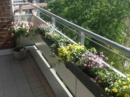 Schöne, möblierte Wohnung mit Balkon | Beautiful furnished apartment with balcony