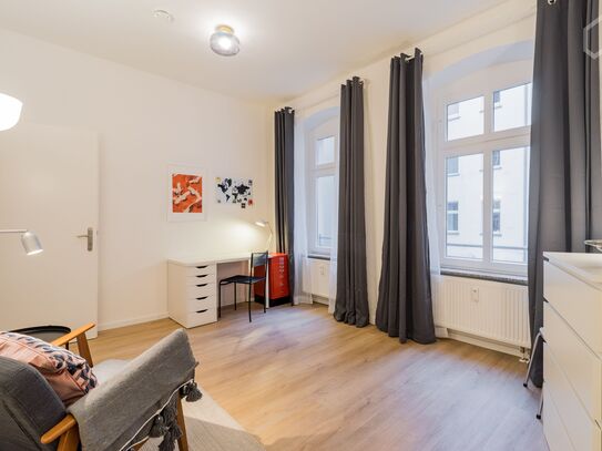 bright and stylish flat (mitte)