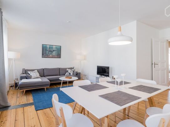 Large, light-flooded apartment in Mitte. Only 5 min to the main train station, Berlin - Amsterdam Apartments for Rent