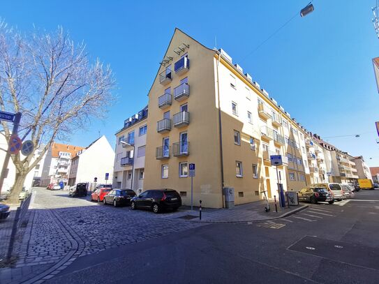 Fashionable, cute loft close to park