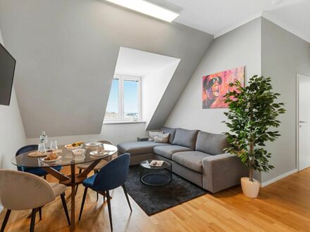 Penthouse-Apartment mit zwei Schlafzimmern, Terrasse und Panoramablick auf die Stadt