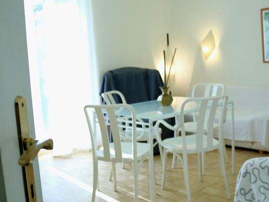 Modern 4-Room Apartment with Large Terrace – Fully Furnished, No Deposit, Cleaning Service Included!