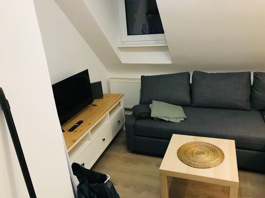 Apartment fully furnished, full service, for 2 people