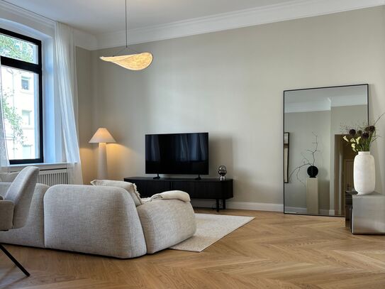 Exclusive furnished apartment in an historic building in Düsseldorf-Düsseltal - move in and feel at home!