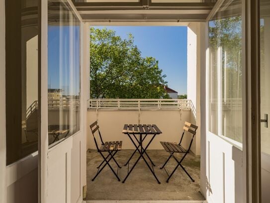 Beautiful light-flooded 3-room apartment with balcony centrally located in Schöneberg (Berlin), Berlin - Amsterdam Apar…