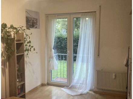Modische und schicke Wohnung auf Zeit mit netten Nachbarn (Frankfurt am Main) | Spacious, great suite in excellent loca…