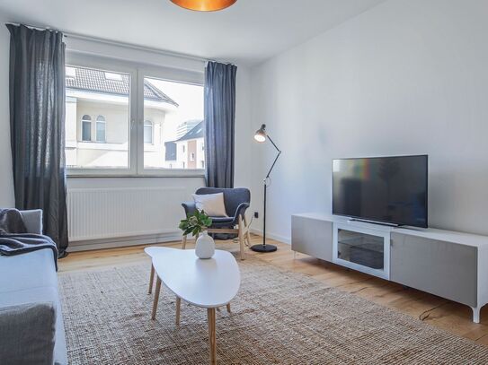 Gorgeous, spacious suite in Düsseldorf, Dusseldorf - Amsterdam Apartments for Rent