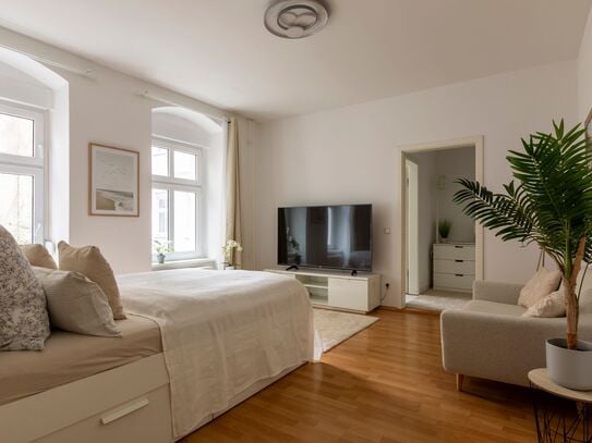 City Center apartment at Alexanderplatz and infront metro exit