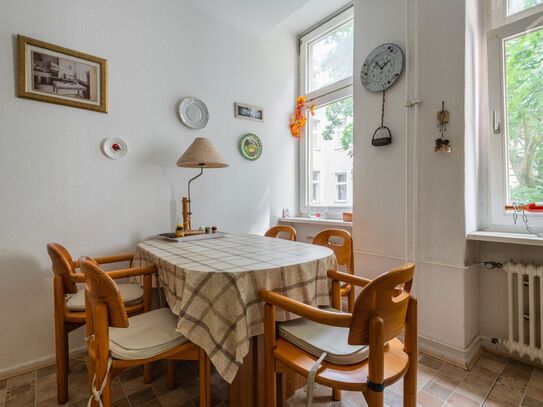 classic old Berlin building with antique furnishing, Berlin - Amsterdam Apartments for Rent