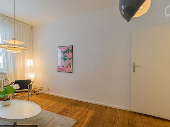 Well equipped, practical and cozy 2 Room-Apartment flat with balcony near Savignyplatz, Berlin - Amsterdam Apartments f…