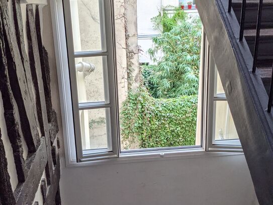 Charming studio in the Marais