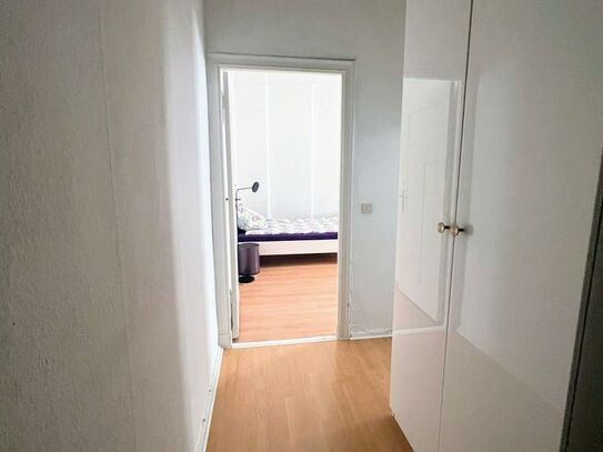 Bright 3-room flat with stucco ceilings and balcony, Berlin - Amsterdam Apartments for Rent