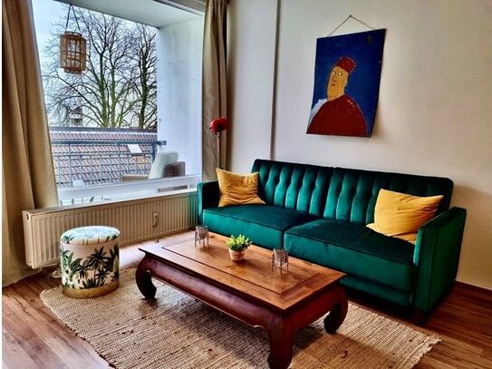 Light-flooded, newly furnished apartment in one of Hamburg's most popular districts - Winterhude