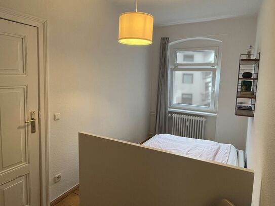 Quiet flat with Berlin charm and balcony - in the middle of Kreuzberg, Berlin - Amsterdam Apartments for Rent