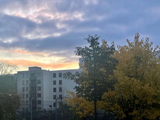 Charmantes Loft mit schönem Stadtblick und Balkon