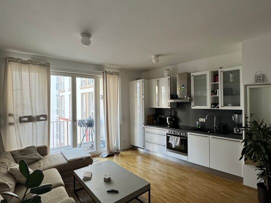 Modern 2-Room Apartment in Berlin Mitte/X-Berg for Sublet