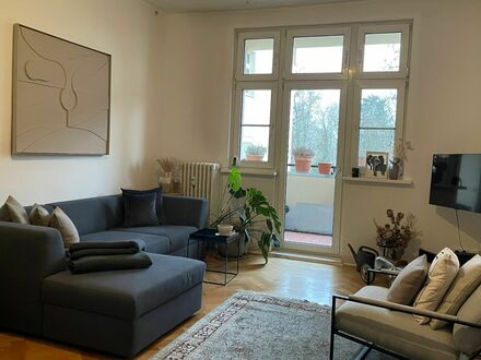 Modisches & neues Studio mitten in Steglitz | Amazing and spacious flat in Steglitz