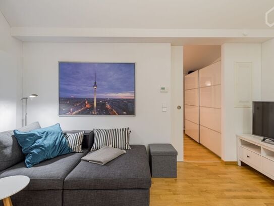 Quiet flat with terrace, great view and excellent public transport, Berlin - Amsterdam Apartments for Rent