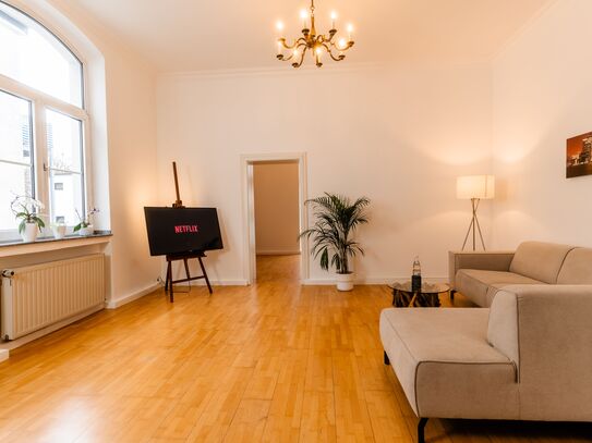 Charmante Altbauwohnung in zentraler & ruhiger Lage – Aachen Innenstadt
