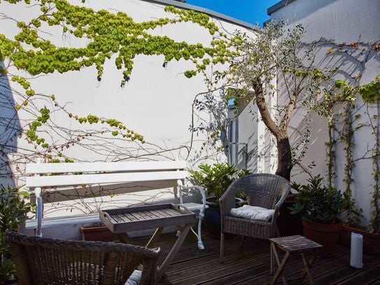 Stylish furnished maisonette apartment with a roofgarden in Berlin-Mitte