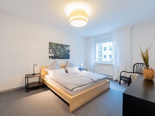 Charming 1-bedroom patio apartment in a safe area, Berlin - Amsterdam Apartments for Rent