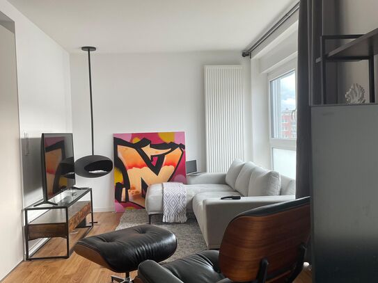 Luxurious Penthouse Apartment with Private Roof Terrace in the Heart of Bockenheim, Frankfurt am Main – Available for 1…