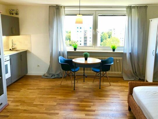 Stilvolle, neu eingerichtete Wohnung in München