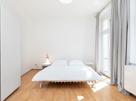 Ruhige & wundervolle Wohnung auf Zeit in Friedrichshain