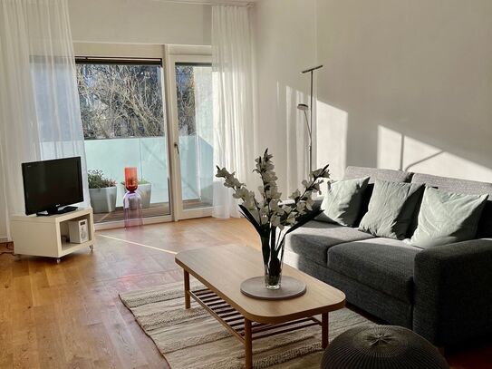 Wundervolles modernes Apartment mit Balkon in Tiergarten