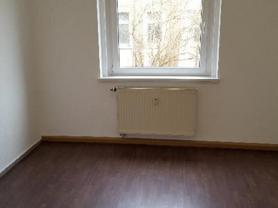 preiswerte 2 Zimmer Wohnung mit BALKON