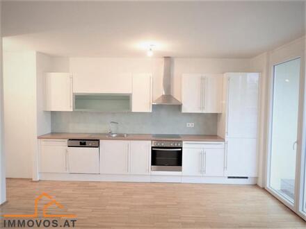 IDEAL aufgeteilte 3 - Zimmerwohnung mit BALKON in einer tollen INFRASTRUKTUR* U4/U6 vor der Tür!