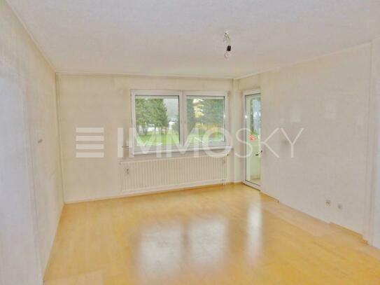 Ein preiswertes Zuhause mit 2 Zimmern, Loggia und Parkplatz