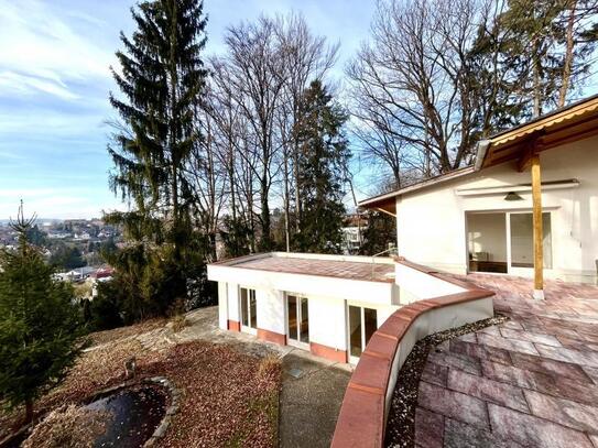 Traumimmobilie mit Blick auf Graz und großem Garten