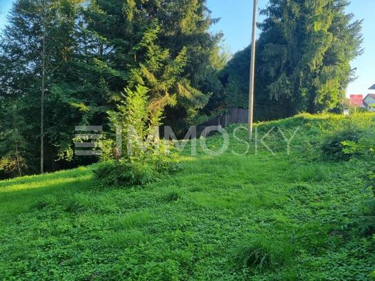 1.527m² Baugrund mit Altbestand und Bachblick Nähe Mattighofen!