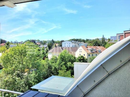 TOP EIGENHEIM IN URFAHR AUBERG MIT FERNBLICK ÜBER LINZ!