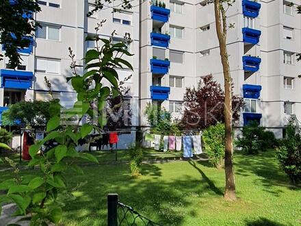 Schlichtes Objekt - Platz für die ganze Familie - Loggia - Parkplatz